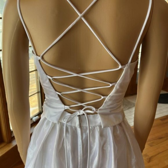 *LA Glo White Beaded Satin Strap X Back Bead Wedding Dress Bridal Gown Size 5 6 - Picture 11 of 13